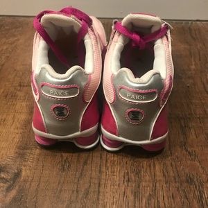 Nike Shoes - Nike Shox Size 7 Nike Shoes - Nike Shox Size 7